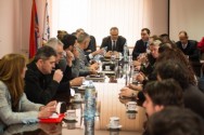 Пола милијарде динара бесповратне помоћи поплављеним привредницима
