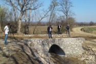 Završena rekonstrukcija mosta preko potoka Paravla u mestu Valakonje