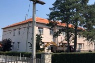 Obnavlja se Osnovna škola „Vuk Karadžić“ u Kniću